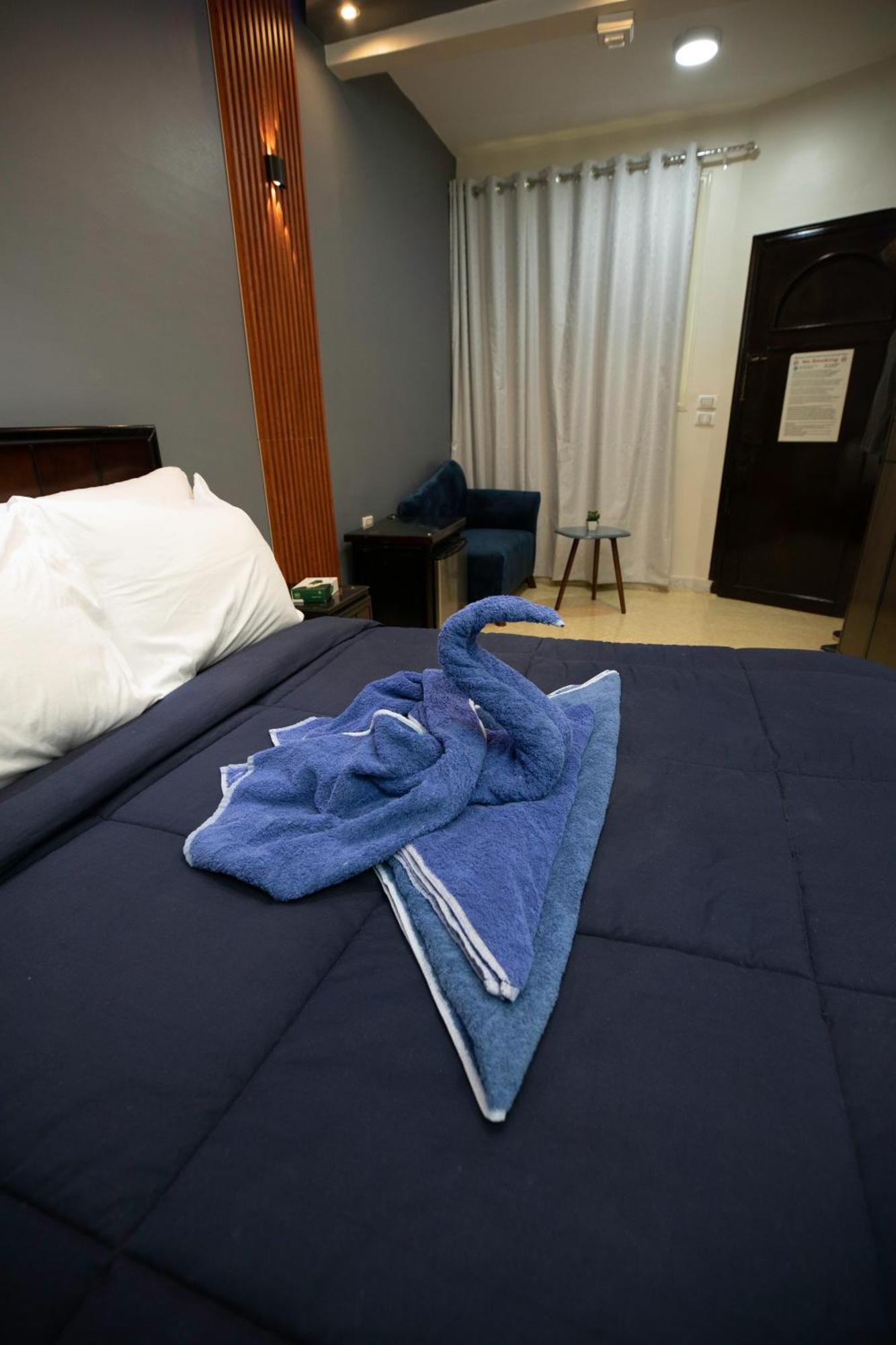 Horus Guest House Pyramids Kafret el-Gabal Exterior photo